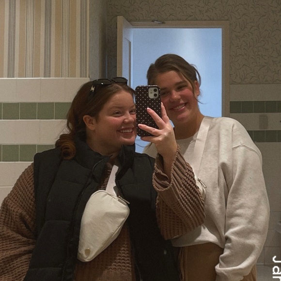 meet your posher✩☽✌︎︎➯ - Picture 4 of 6